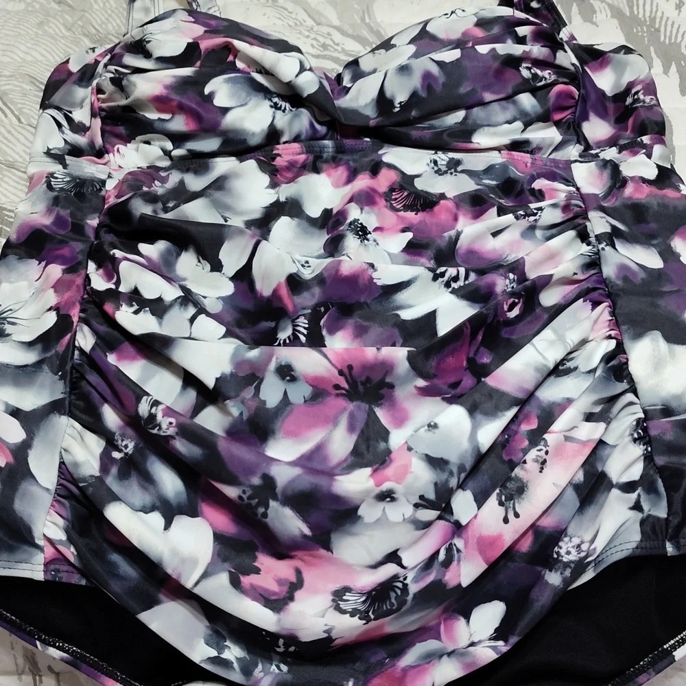 Aqua Eve Purple, White and Black Floral One Piece Swimsuit, Size 18 (NWOT) - Picture 3 of 11